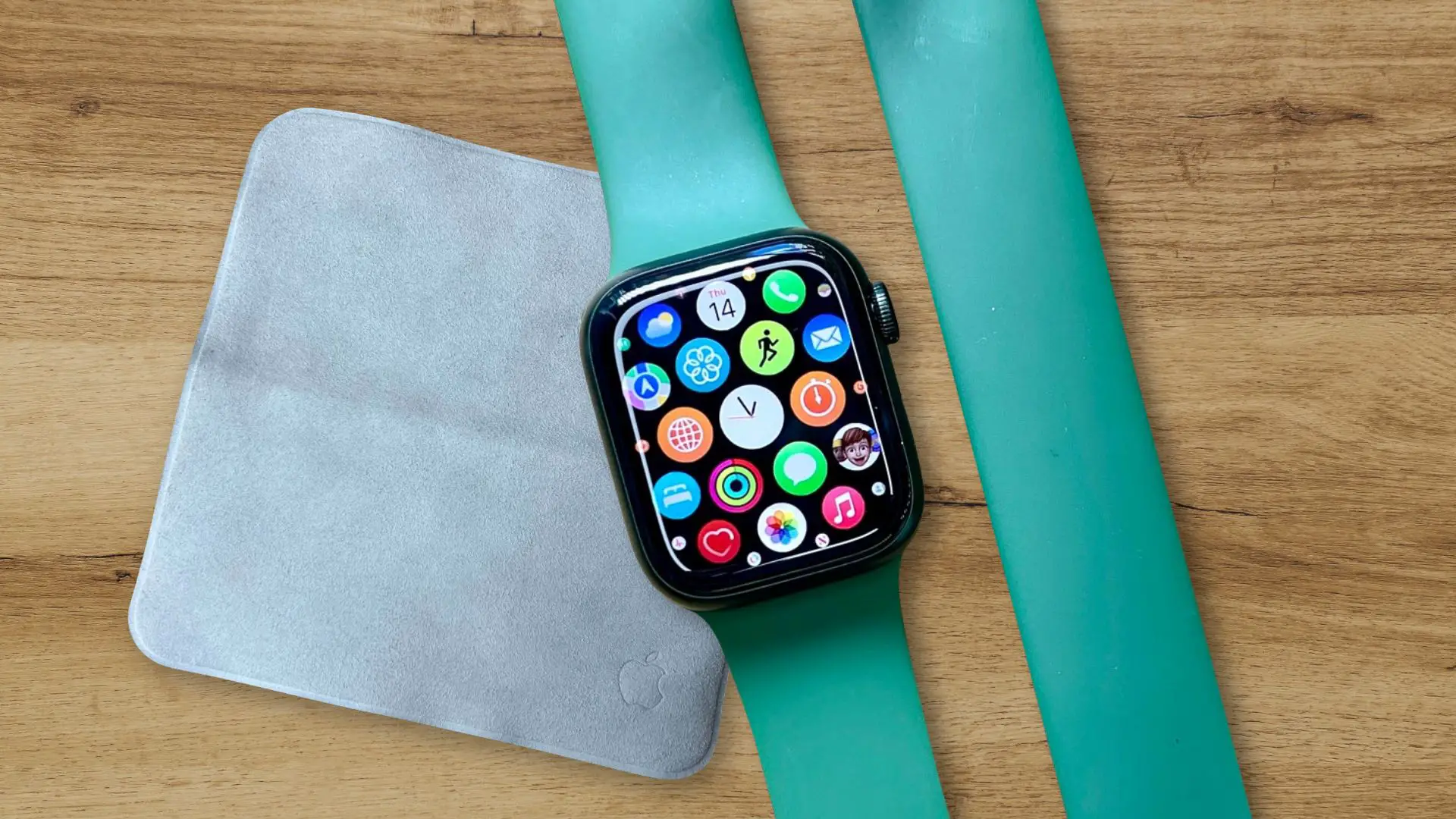 How to get scratches out of Apple watch using only lint free cloth