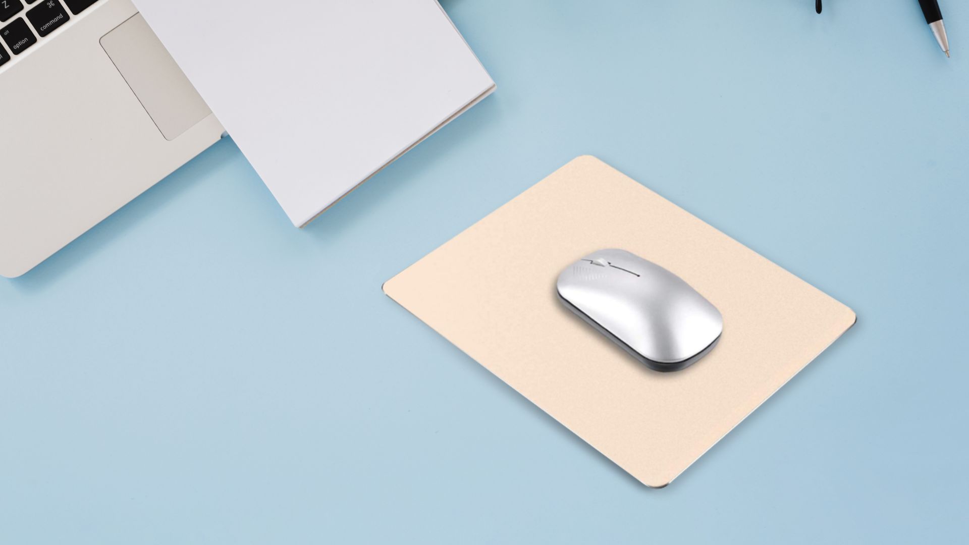  XYYZ Mouse Pad