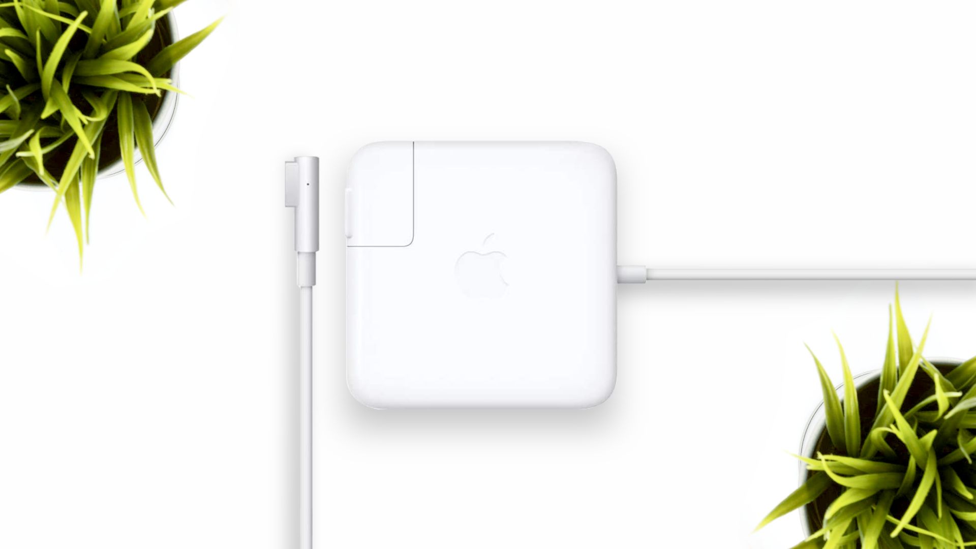 Apple 60W MagSafe Power Adapter